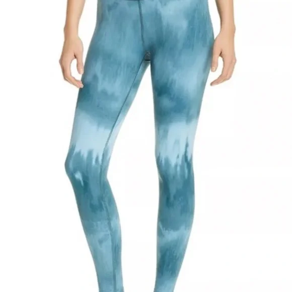 Beyond Yoga Teal Tie-Dye Leggings and Bra Set - Picture 2 of 5